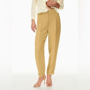 BNWT | ARITZIA | WILFRED | sandy beige high waisted dashwood pleated crepe pants